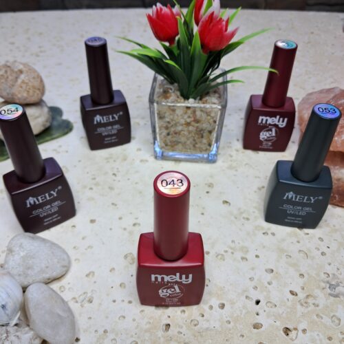 ESMALTE SEMI PERMANENTE  UV /LED 12 ML 043 MELY