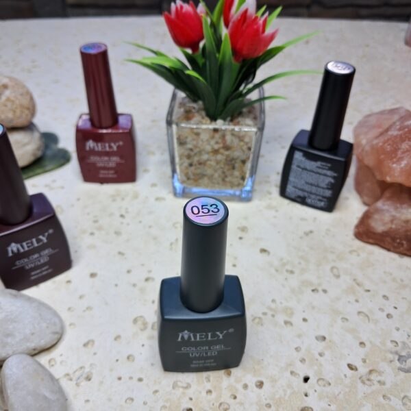 ESMALTE SEMI PERMANENTE  UV /LED 12 ML 053  MELY