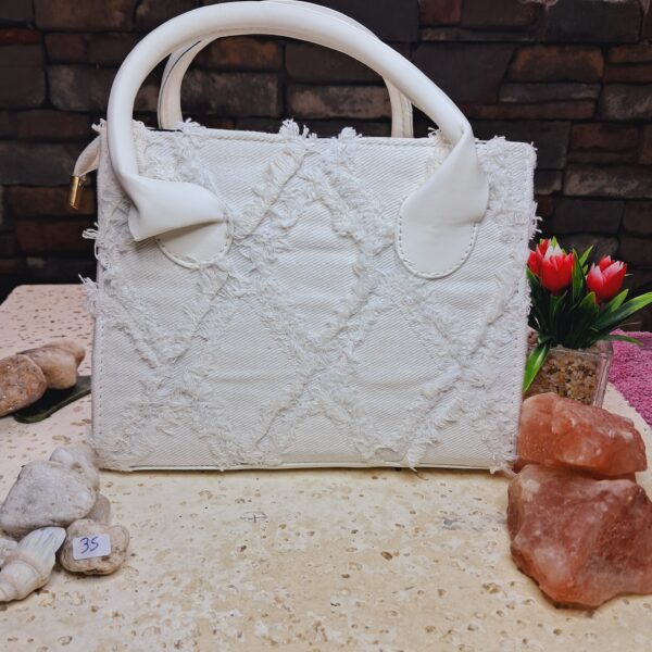 CARTERA CUADRADA BLANCA CAR 083 # 35
