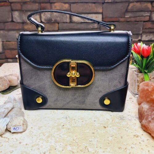 CARTERA CUADRADA COLOR  NEGRA # 10  SAKALI