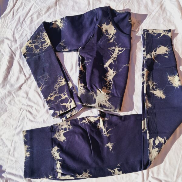 CONJUNTO MANGAS LARGAS AZUL CON BLANCO TALLE L  A227E ZETA BEAUTY