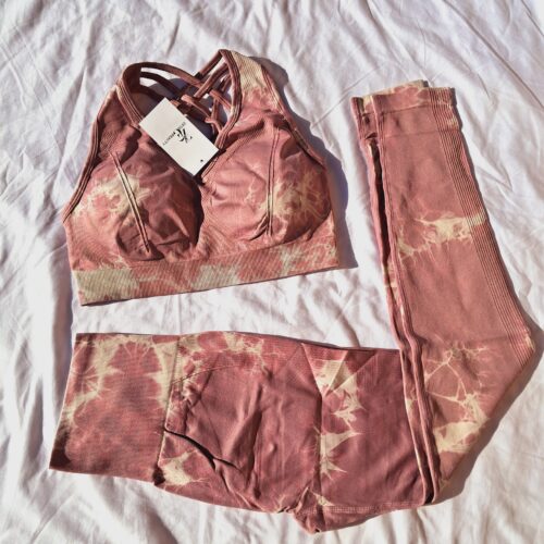 CONJUNTO MUSCULOSA LILA CON BLANCO TALLE S/M  ZETA BEAUTY