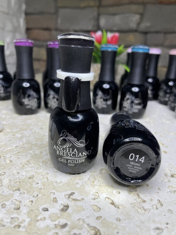 NEGRO15ML  #014 ANGELA BRESCIANO