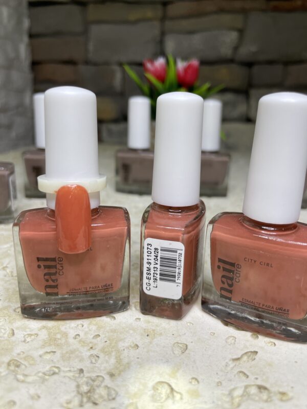 ESMALTE PARA UÑAS HIPOALERGENICO 10ML #1073 CITY GIRL