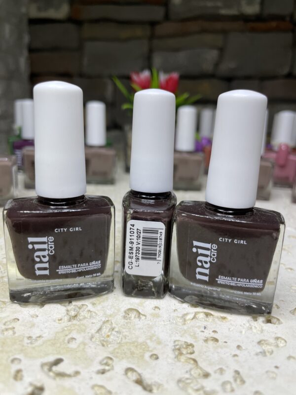 ESMALTE PARA UÑAS HIPOALERGENICO 10ML  #1074 CITY GIRL