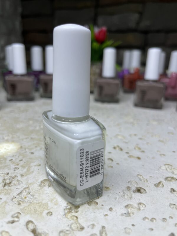ESMALTE PARA UÑAS HIPOALERGENICO 10ML  #1023 CITY GIRL